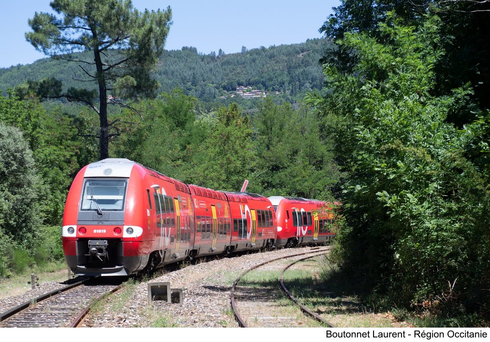 SNCF la ligne NîmesPontSaintEsprit remise en service 50 après