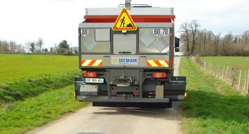 Traitement localisé à l'émulsion de bitume.