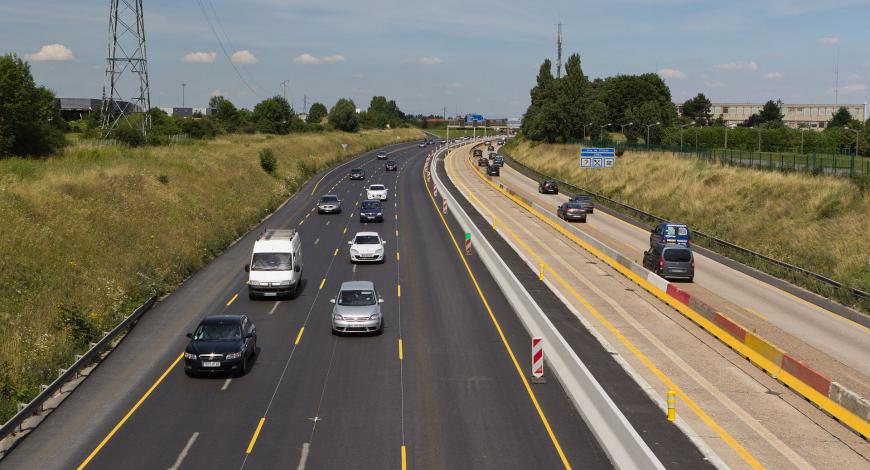 Réhabilitation de l’A6 (Essonne) en 2015 après 45 années de service.