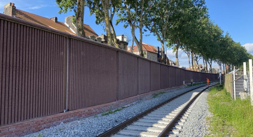 Écrans acoustiques sur la voie Mère de Calais