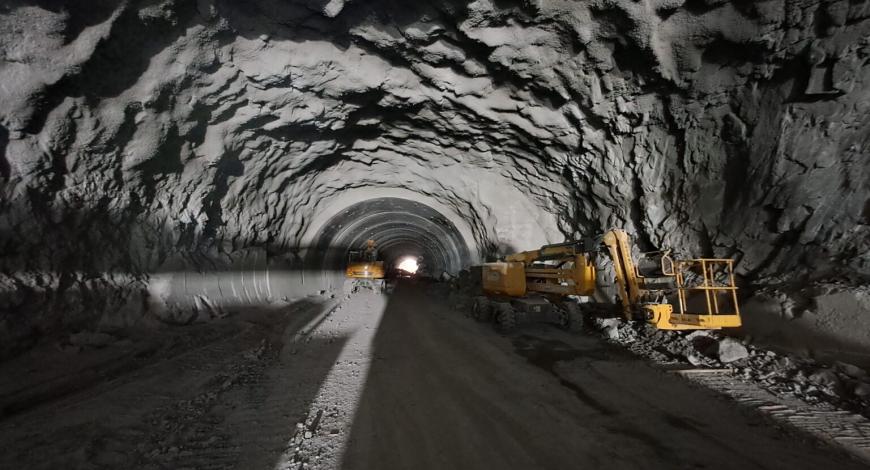 Chantier de rénovation de la voûte du tunnel du Mont-Blanc