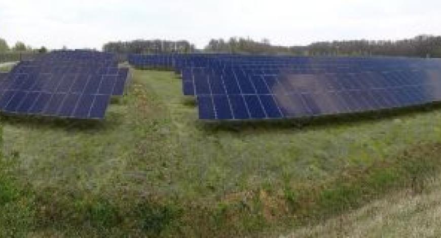 Vue du projet de centrale photovoltaïque Vue du projet de centrale photovoltaïque