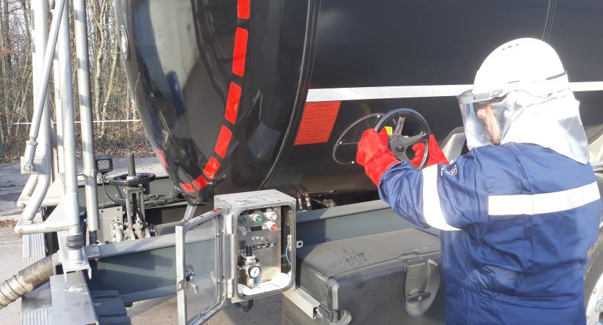 Eurobitume renforce la sécurité du bitume avec la révision de trois guides