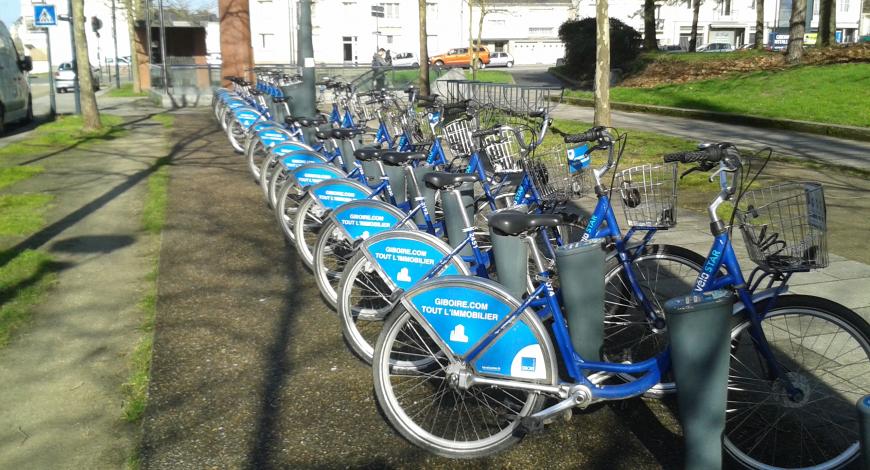 Vélos en libre service.