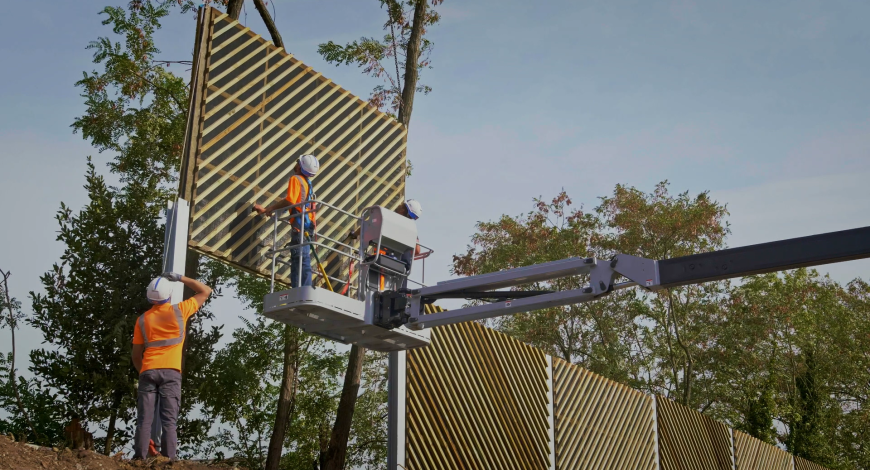 Pose de mur acoustique routier