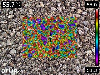 Température de surface de l’enrobé clair.