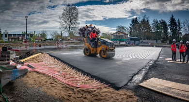 Chantier Power Road à Feurs : 750 m2 de parking équipés.