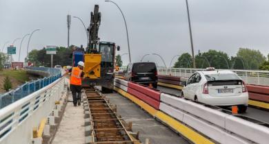 Mise aux normes du pont 10 d'Orly par Agilis Airport. 