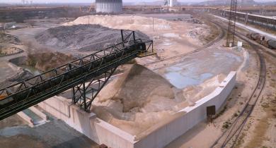 Le liant hydraulique Sidmix permet de valoriser le laitier de hauts fourneaux et le laitier d’aciérie en technique routière et en traitement des sols