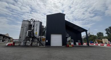 Eiffage Route inaugure l’usine LEA (liants et émulsions d’avenir) à Perreux (Loire)