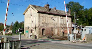  Passage à niveau à Chevrières (Oise) 