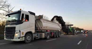 Spie Batignolles achève un chantier de rénovation de la couche de roulement sur l’A10