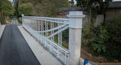 Spie Batignolles Travaux publics réhabilite un pont métallique de 1873 pour la Véloscénie