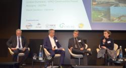 De gauche à droite: Pascal Rossigny (DGITM), Dominique Chevillard (FNTP), David Zambon (Cerema) et Lorène Dumeaux (Vinci Construction).