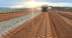 RN102 à Brioude (Haute-Loire) : traitement mixte couche de forme-PF3 RN102 à Brioude (Haute-Loire) : traitement mixte couche de forme-PF3